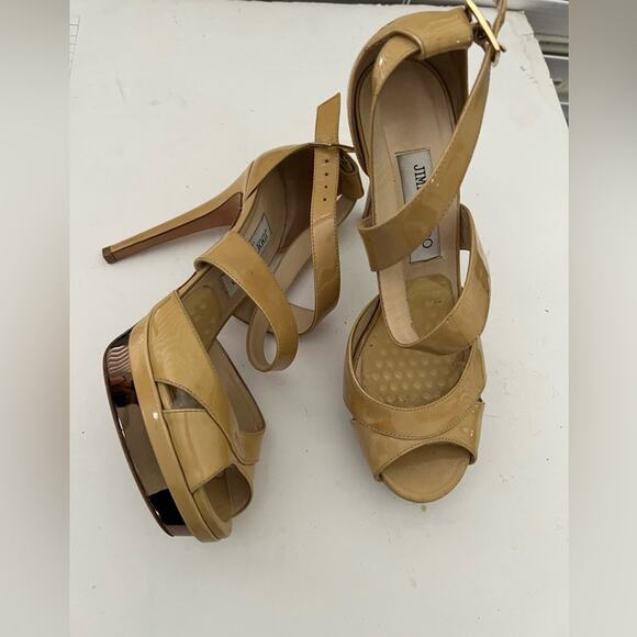 JIMMY CHOO LONDON KUKI BEIGE PATENT‎ LEATHER SANDALS MADE IN ITALY SIZE 38 1/2 - Picture 3 of 11